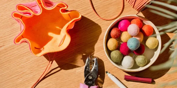 DIY Hobby: Simple Yet Exquisite Adult Handicraft Creativity